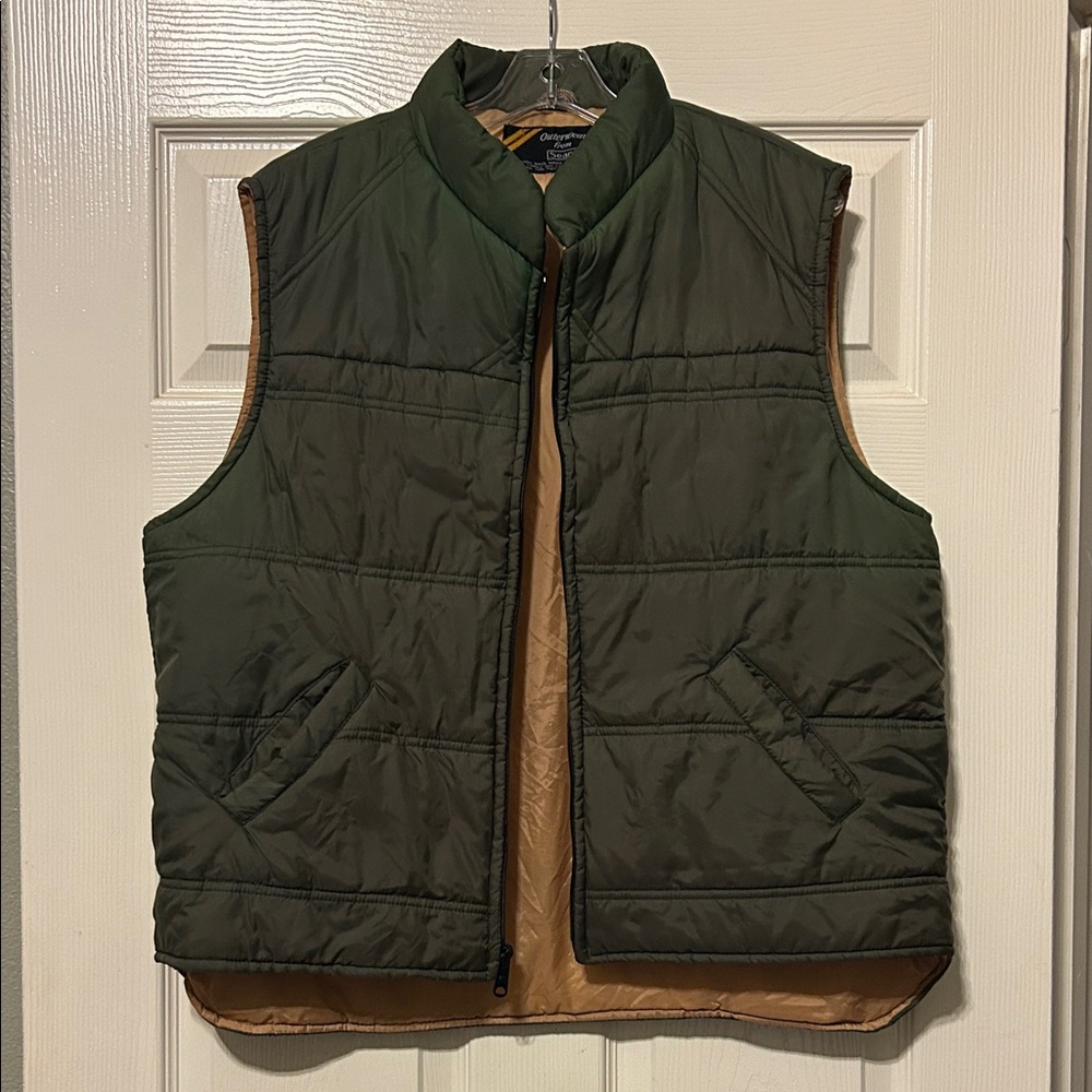 Vgt Sears Dark Green Quilted Puffer Vest. Likely from 70’s.